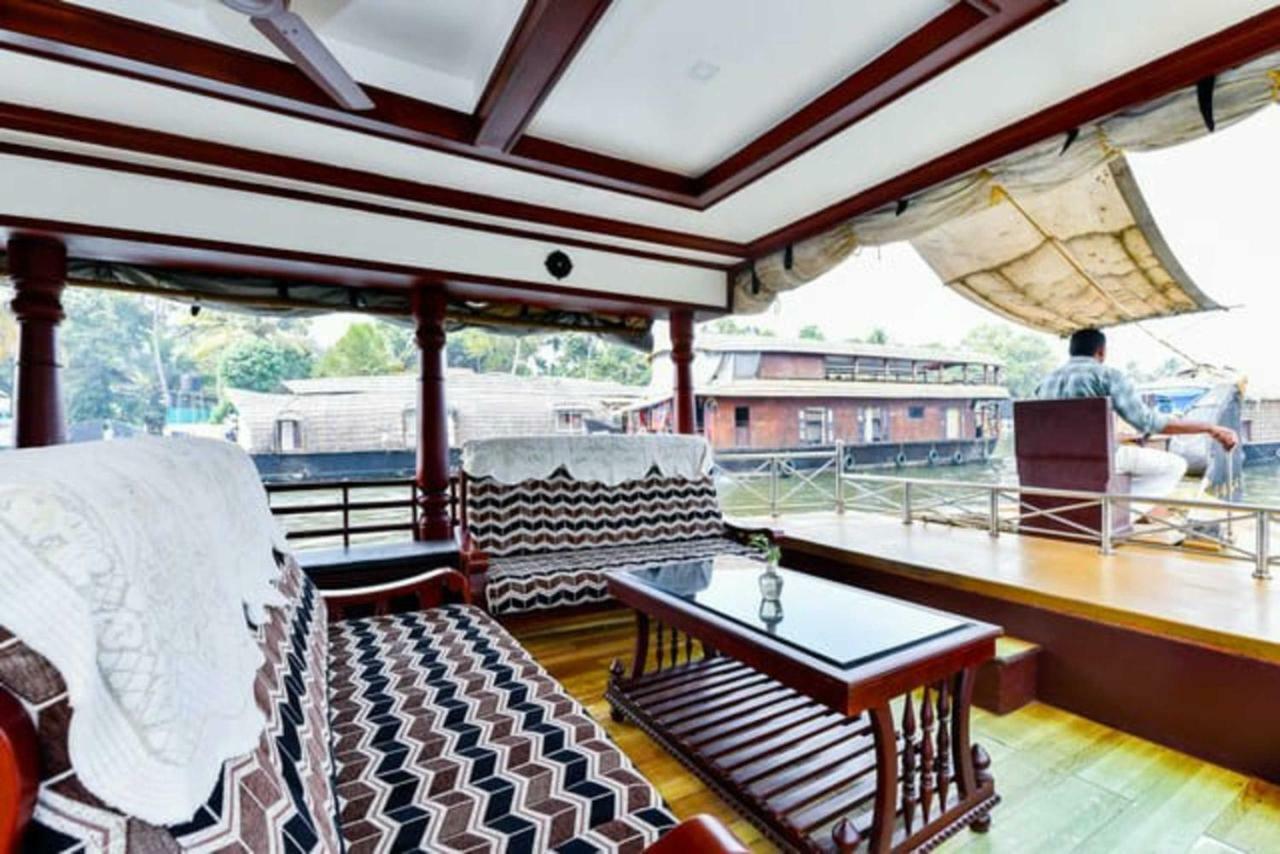 Cosy Premium Houseboats Hotel Alappuzha Exterior photo