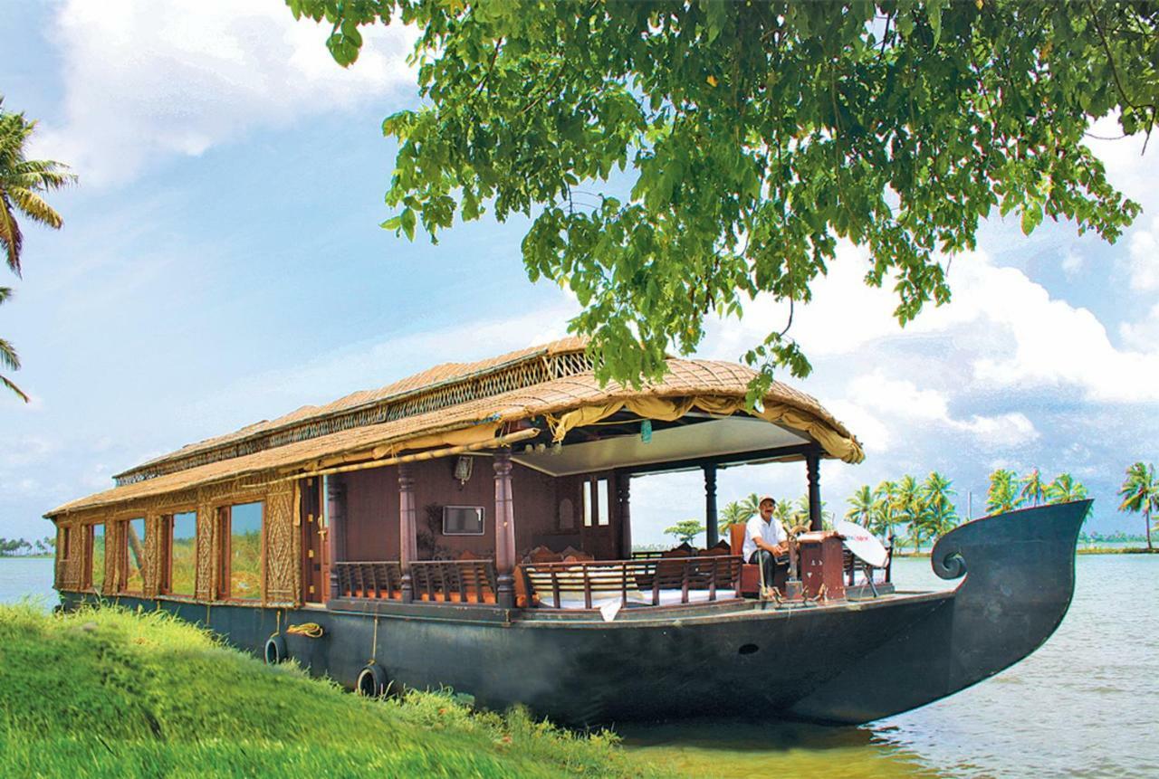 Cosy Premium Houseboats Hotel Alappuzha Exterior photo